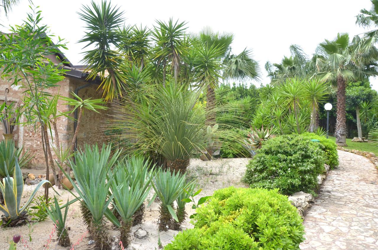 Masseria Pisciani Torchiarolo Exterior photo